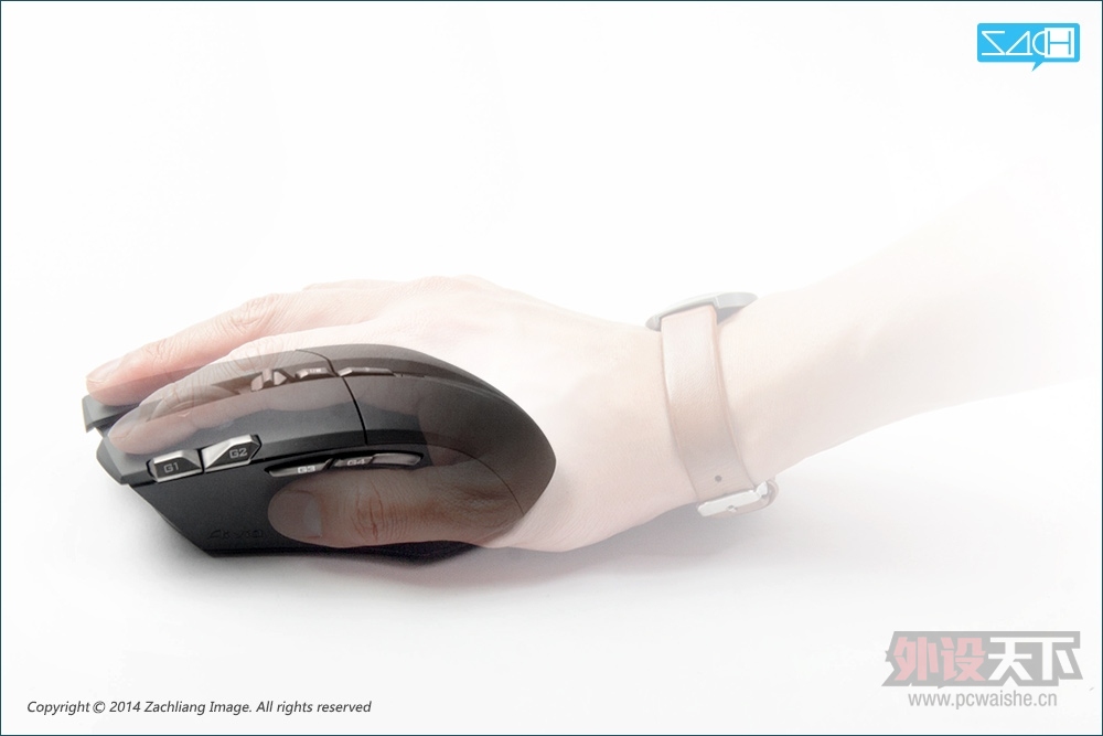 ���� GIGABYTE  Aivia Uranium�������ɢ��