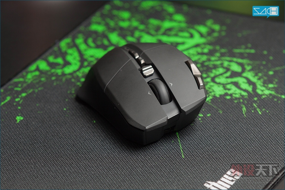 ���� GIGABYTE  Aivia Uranium�������ɢ��