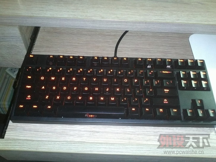 �����ա�