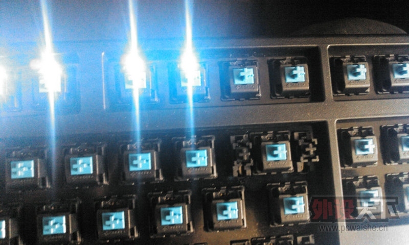 [����]IKBC F104 ���Ȳ��  ���� 500