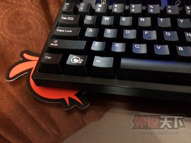 Ducky 2087 �ײ�ƽ�����ҵ����治ƽ��