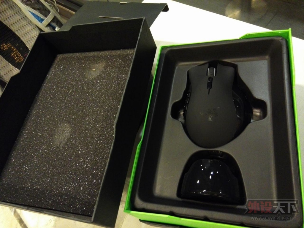 �����ݡ�ȫ�� ��٤���� �޼��桾Naga Epic�����߰� MMO ����
