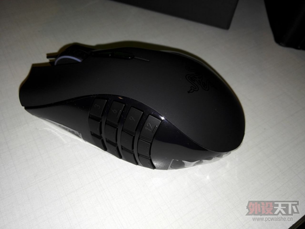 �����ݡ�ȫ�� ��٤���� �޼��桾Naga Epic�����߰� MMO ����