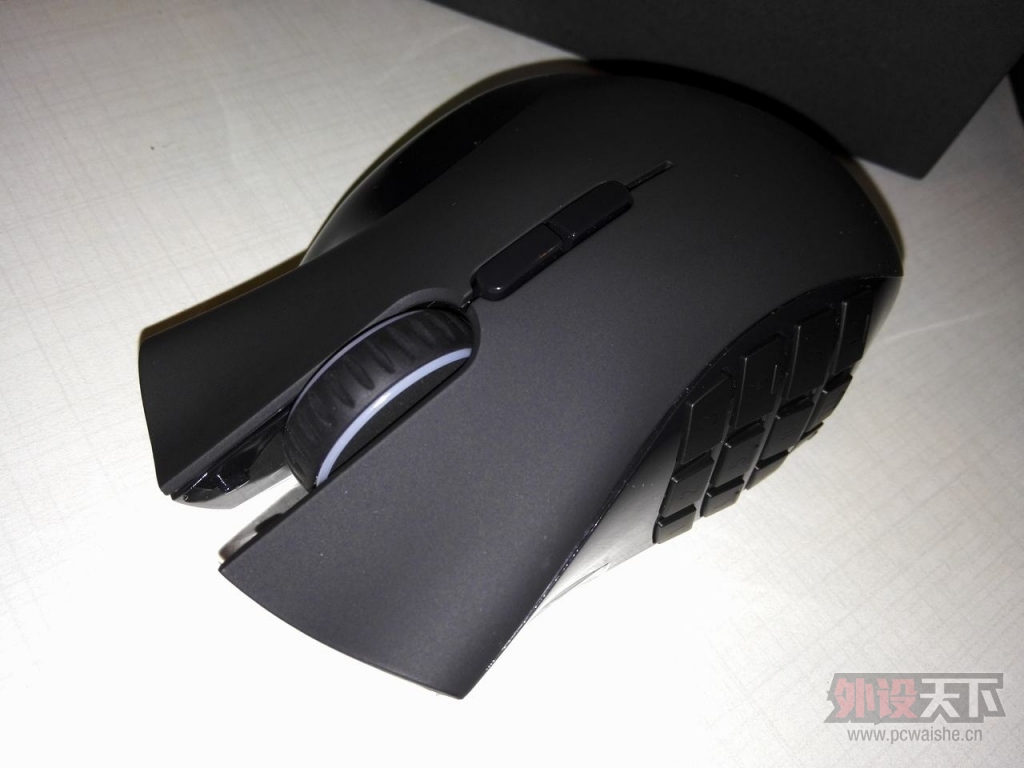 �����ݡ�ȫ�� ��٤���� �޼��桾Naga Epic�����߰� MMO ����