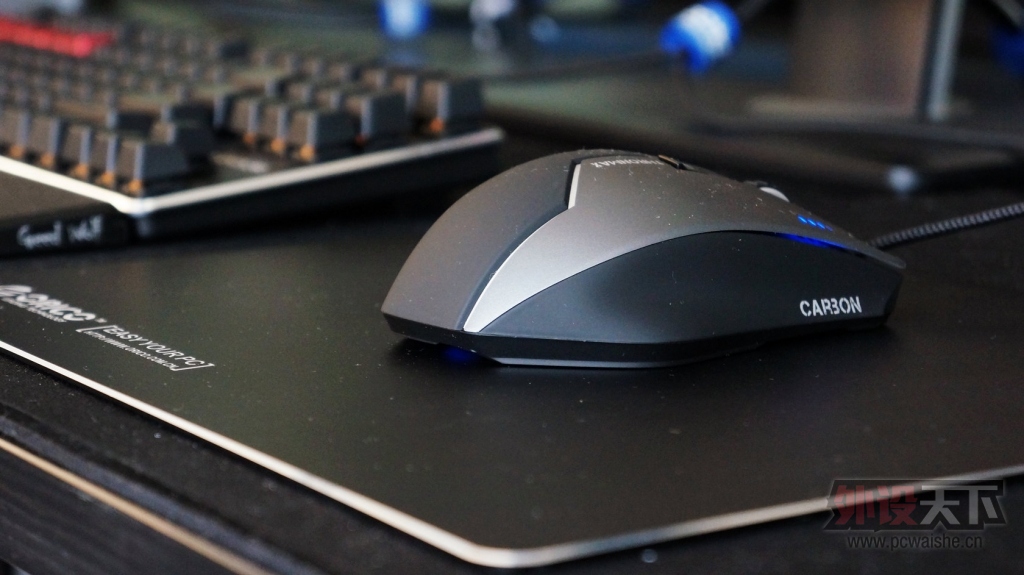 ��������THRONMAX Carbon X1 ��� ����Щ������~~