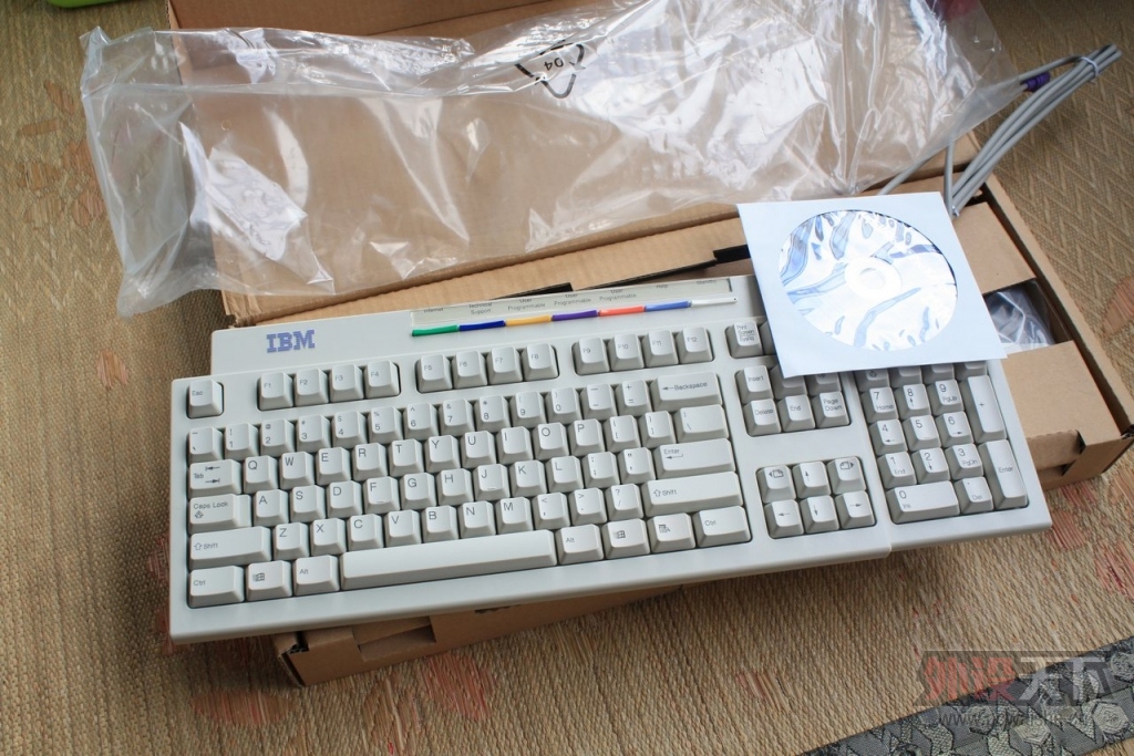 ���Ϻ����ʺ� IBM -9930 ��ý����̣���ԭװ����