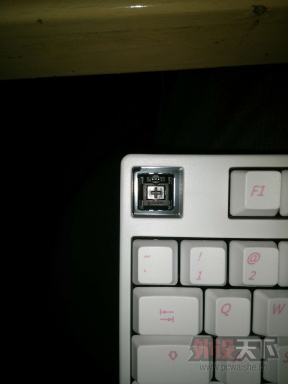 µF104䣬ΪʲôҵESCһߵģλǸ⡣þ