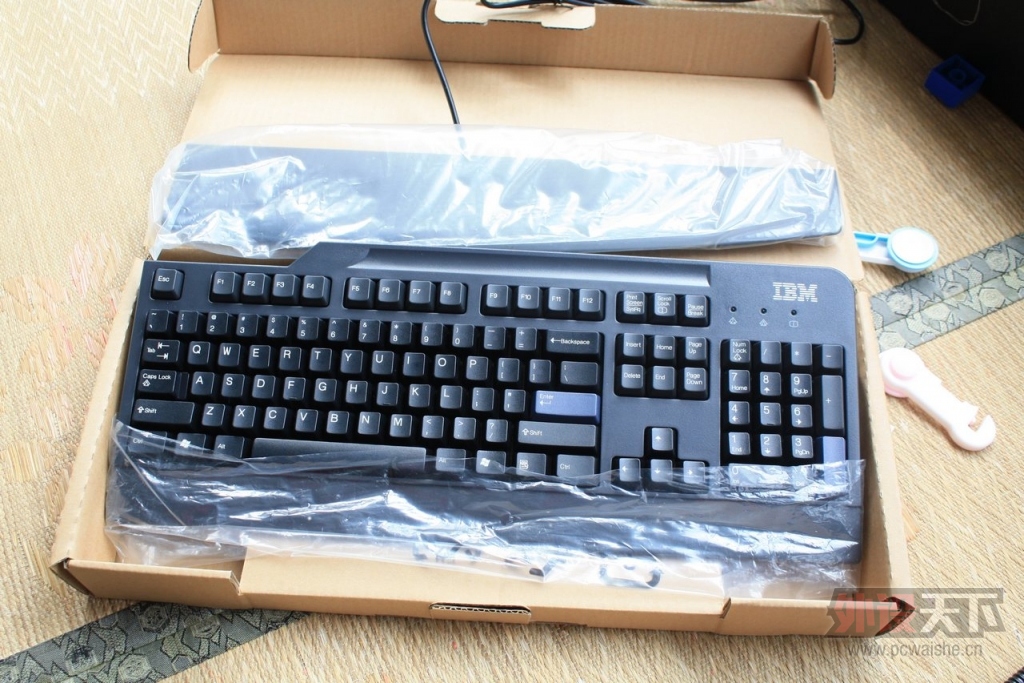���Ϻ����Լ��ղصļ���IBM���̣�KB-8923��KB-9910��SK-0225��KB-8820