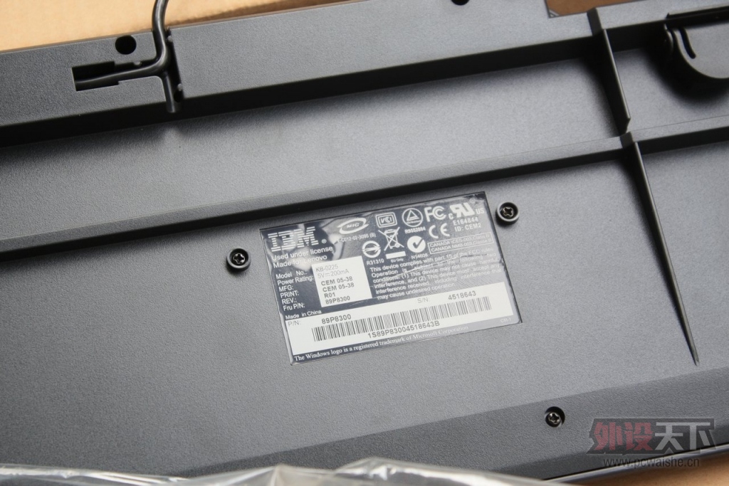 ���Ϻ����Լ��ղصļ���IBM���̣�KB-8923��KB-9910��SK-0225��KB-8820