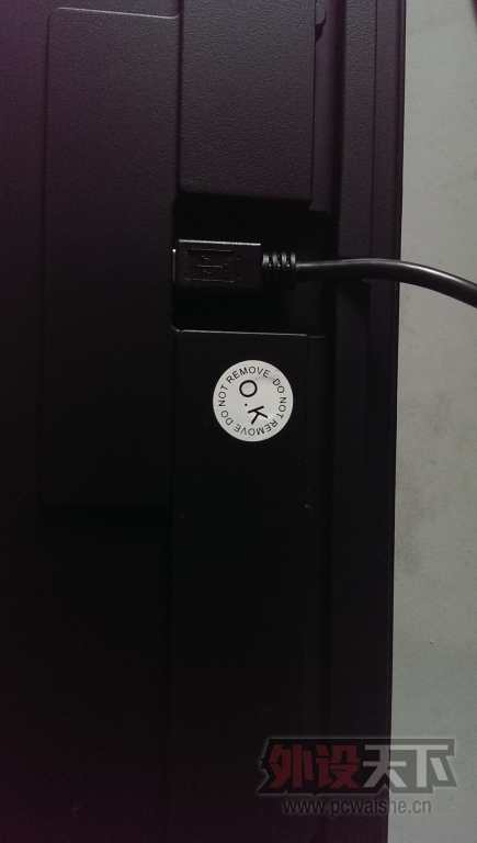 �ڶ������Ե�����Ǩ��ducky 9008S3�̹����  9��  700��