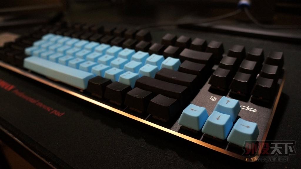 ���� 37�� PBT �в��� ��ñ ����ͼ �����°�ɫ��ñ+ICE������䣩