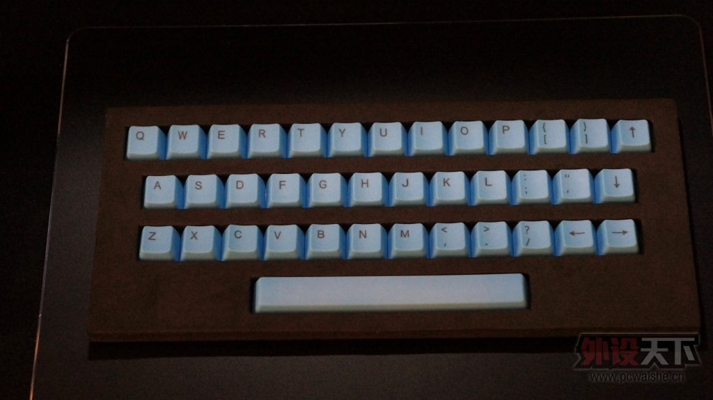 ���� 37�� PBT �в��� ��ñ ����ͼ �����°�ɫ��ñ+ICE������䣩