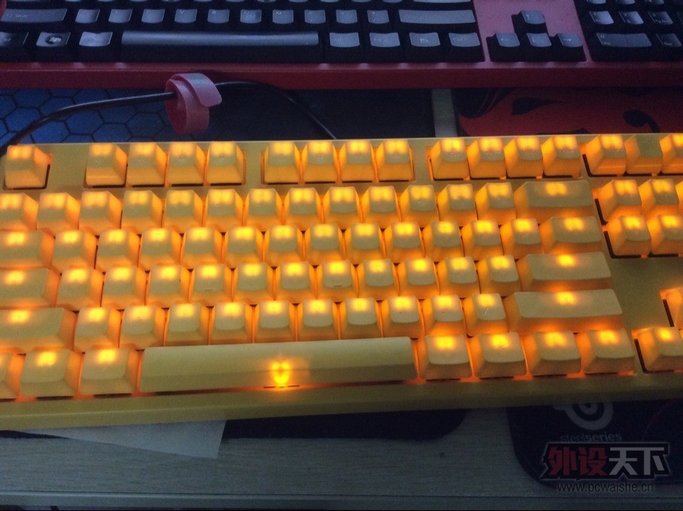 ���Ϻ���ducky 87С��Ѽ ̫��2ɫ ����