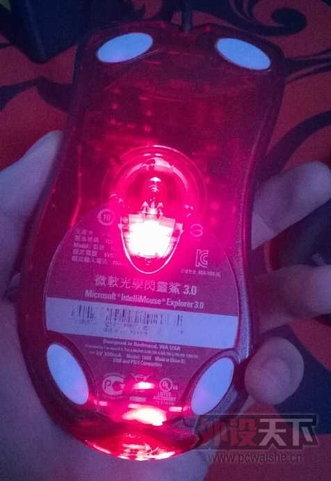 ���������ļ۳���һֻie3.0���̣���һ��naga����