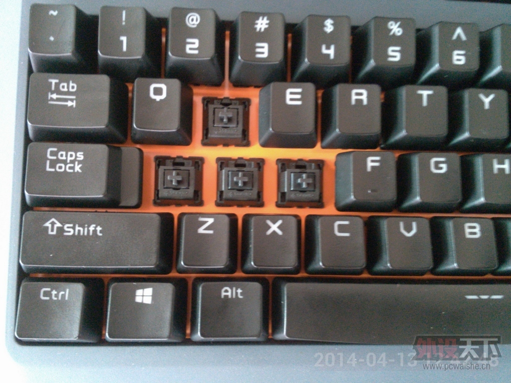 ����������̳���û���װ�V700��Ϸ��е��������