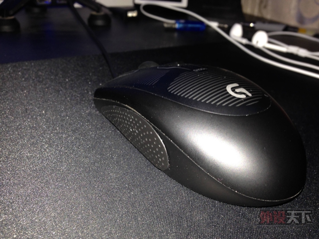 ��G100S�Լ�DIY�����������𽺣��ǳ����ã��ʺ�dota�� G700S���������Կ�