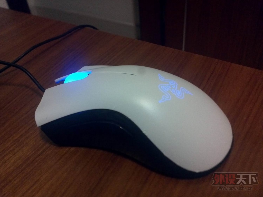 ����(Razer)�������� ��������