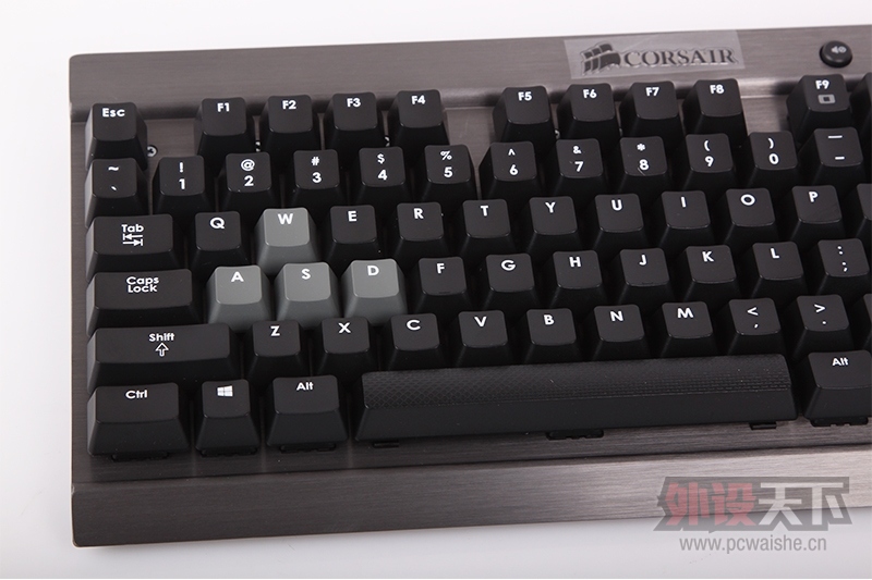 Cherry MX   Vengeance K65  