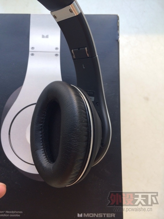�������������� ��ɫ ħ����¼��ʦ monster  beats studio ��950