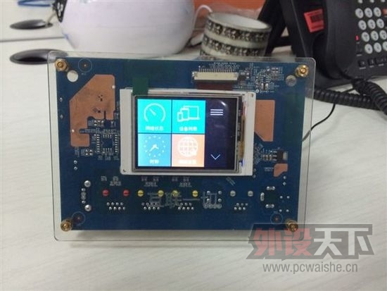 ����·�������µ����ع� ҲѧС������װ