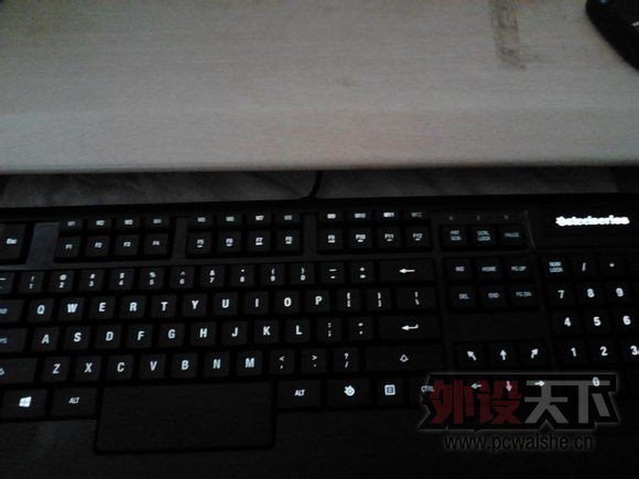 �����ݡ����APEX Raw 9.5���� 300���ʣ�