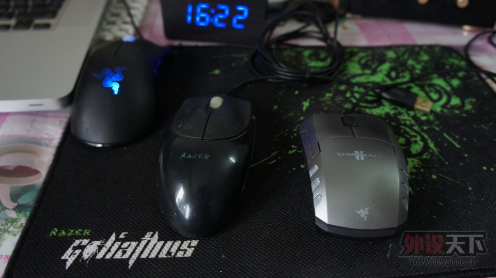 ���������š���8.5���¹���Razer�������һö���ϰ������һ��
