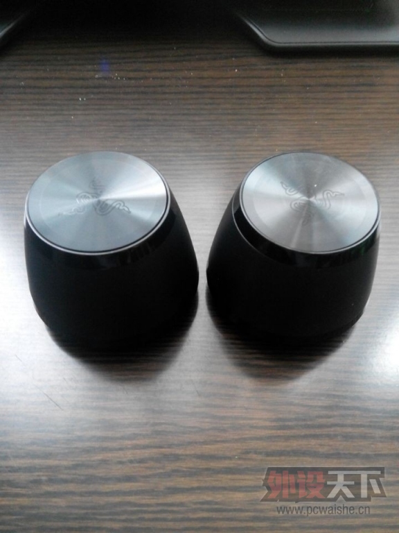 �����¿�С����Razer Ferox ׶�ݺ��迪��