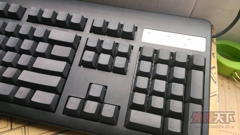 [����] IKBC 104��ñ��ɫ 90��