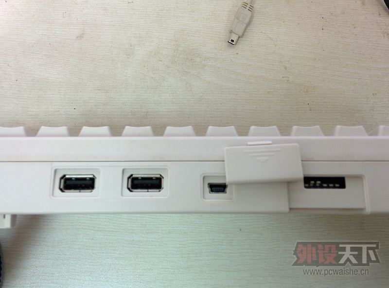����ɽ����HHKB pro2��ɫ�п�һֻ����˵��ȫ