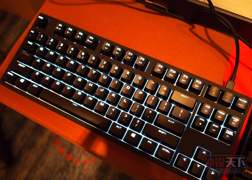 �μ�AMD SuperPC ��ӢƷ�������վ�����������Ʒ����