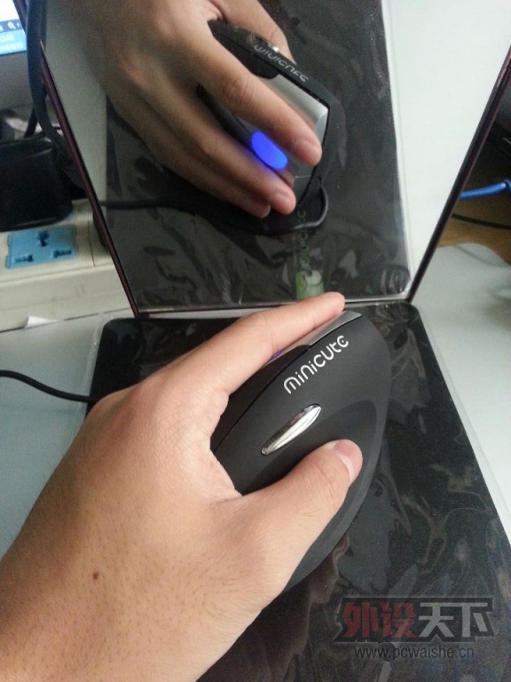 ���������⣬���ǿƼ����������֮�á���EZmouse������