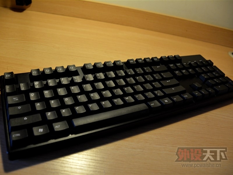 [����]iKBC F-104 ��ɫ����׵� 9�£�Ѽ��2108S��͸��ñ 9�£���ɫPU�������С�