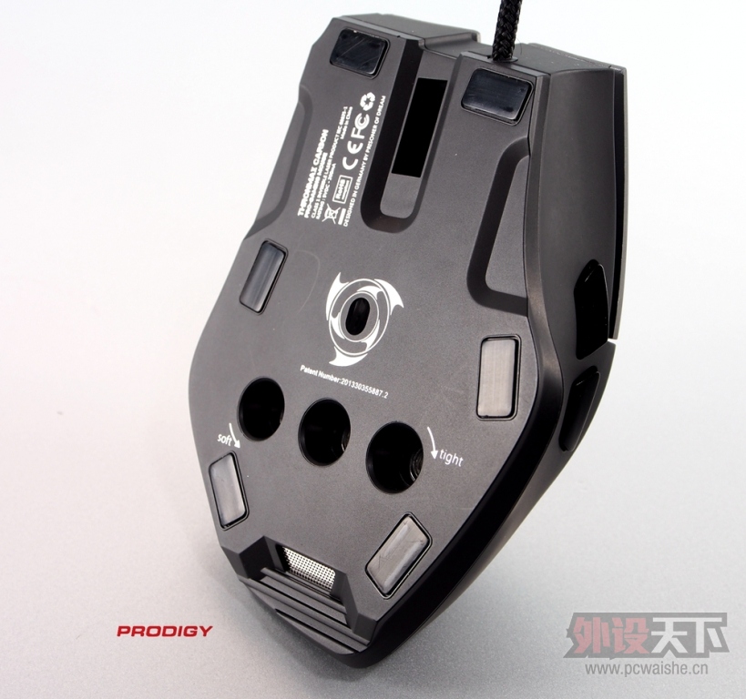 ��è��ս�� ���� THRONMAX CARBON ͼ�ͼ�ʹ���ĵá�