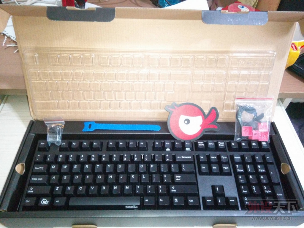 �����ݡ�Ducky2108��IKBC F-104��Plu ML-87����ɫ��ñ��HD6570