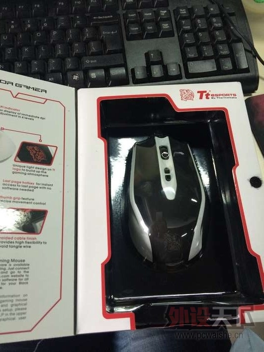 Tt eSPORTS���߰׻���С�׿��������