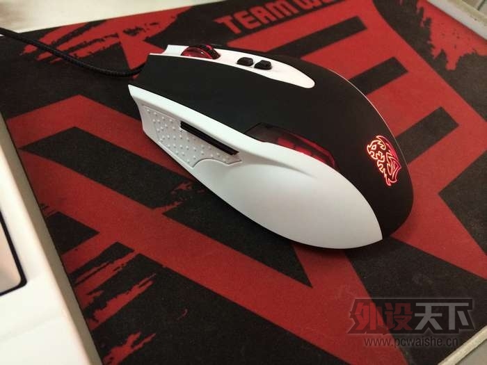 Tt eSPORTS���߰׻���С�׿��������