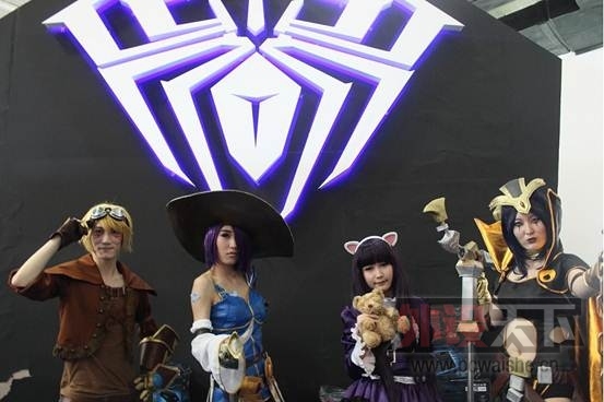 �й����ʶ����ڵ����� ���������Ͳ�ͣ