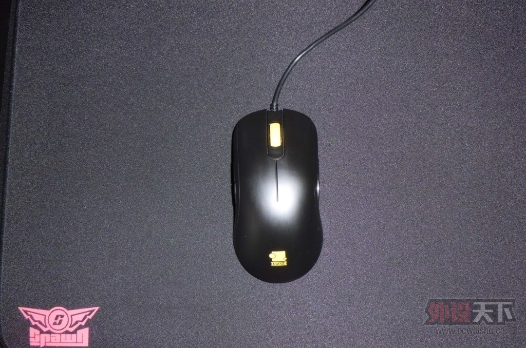 ���ɶ�����ZOWIE FK 2014 �ڻ��߼� GTFS
