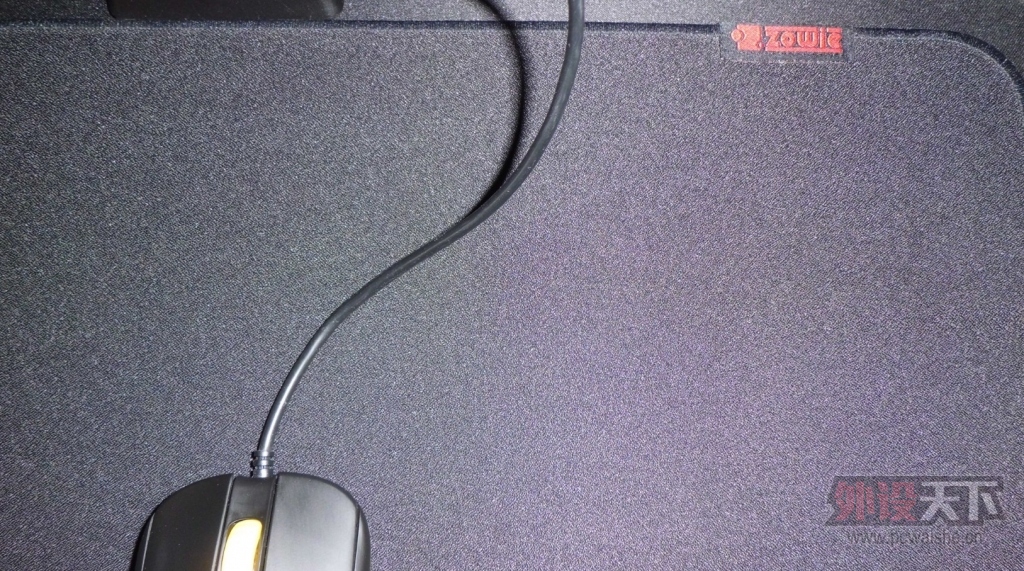 ���ɶ�����ZOWIE FK 2014 �ڻ��߼� GTFS