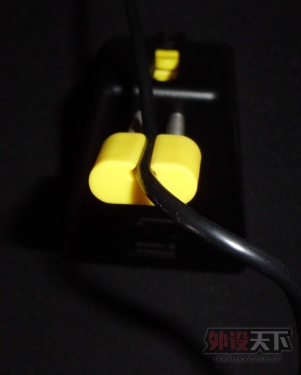 ���ɶ�����ZOWIE FK 2014 �ڻ��߼� GTFS