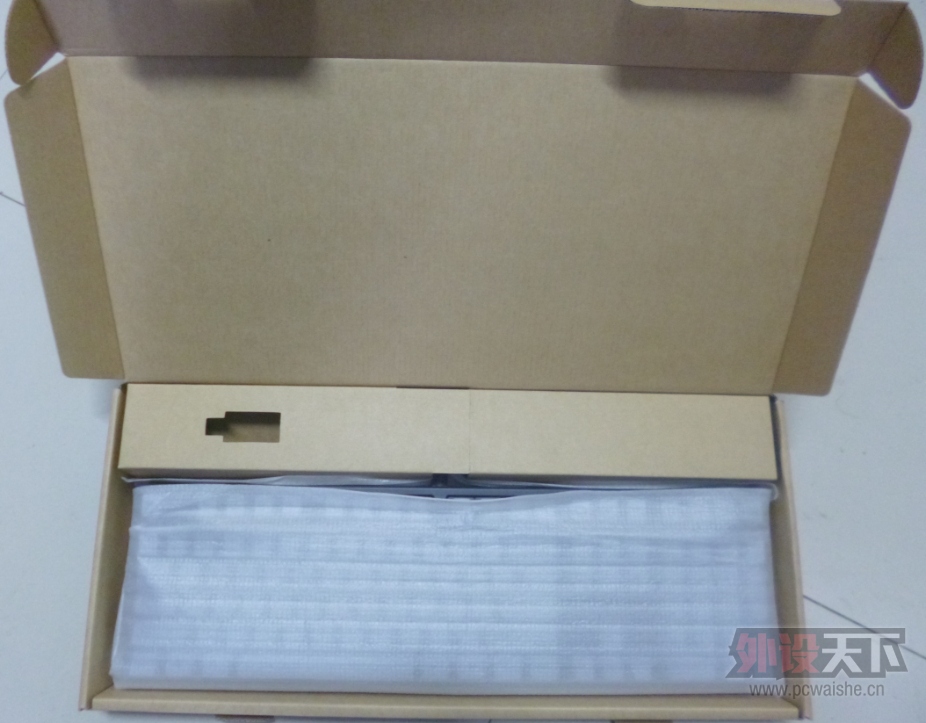 (986SJ3{]2CHFCA(]6HL8B1.jpg