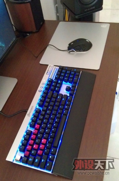K7000.jpg