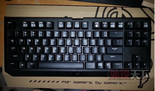 ���㽭��razer���� �ڹѸ������� Ѫ������ r8﮵�� ϣ�� 750g 7200ת 16m Ӳ��