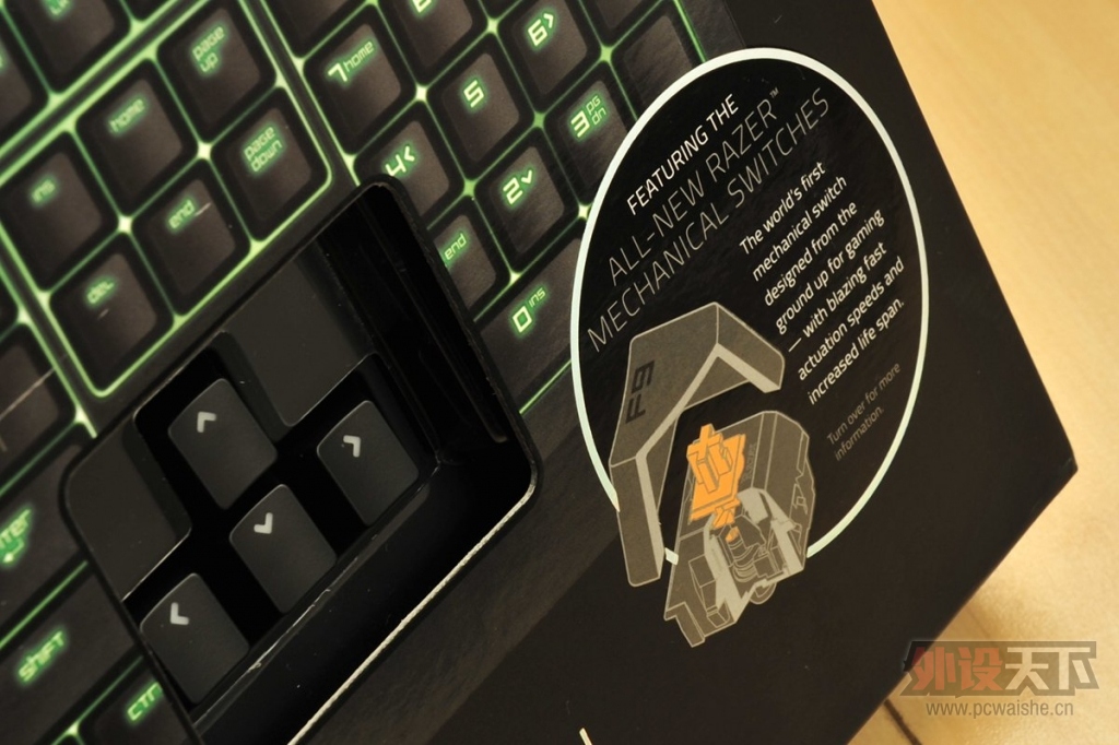 Ϊ RAZERڹѸ֩