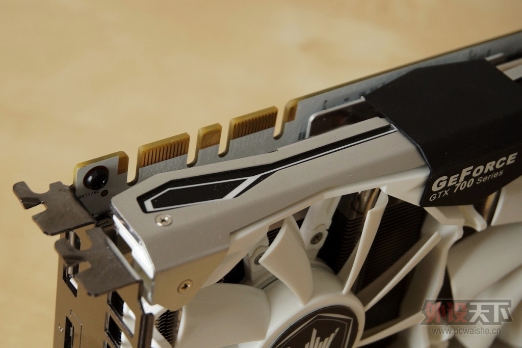 [ԭ��] Ӱ��GTX760 HOF�������Կ� ��������