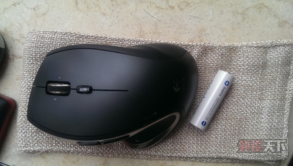 [�Ϻ�] ���˱���M950������240Ԫ