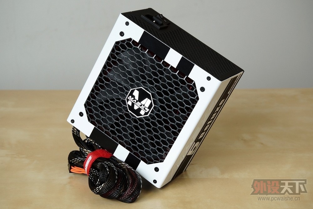 ���˹550W����ģ���Դ ����ͼ�͡��������