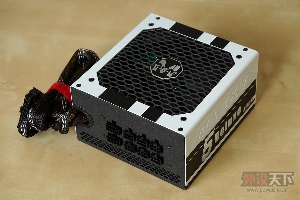 ���˹550W����ģ���Դ ����ͼ�͡��������