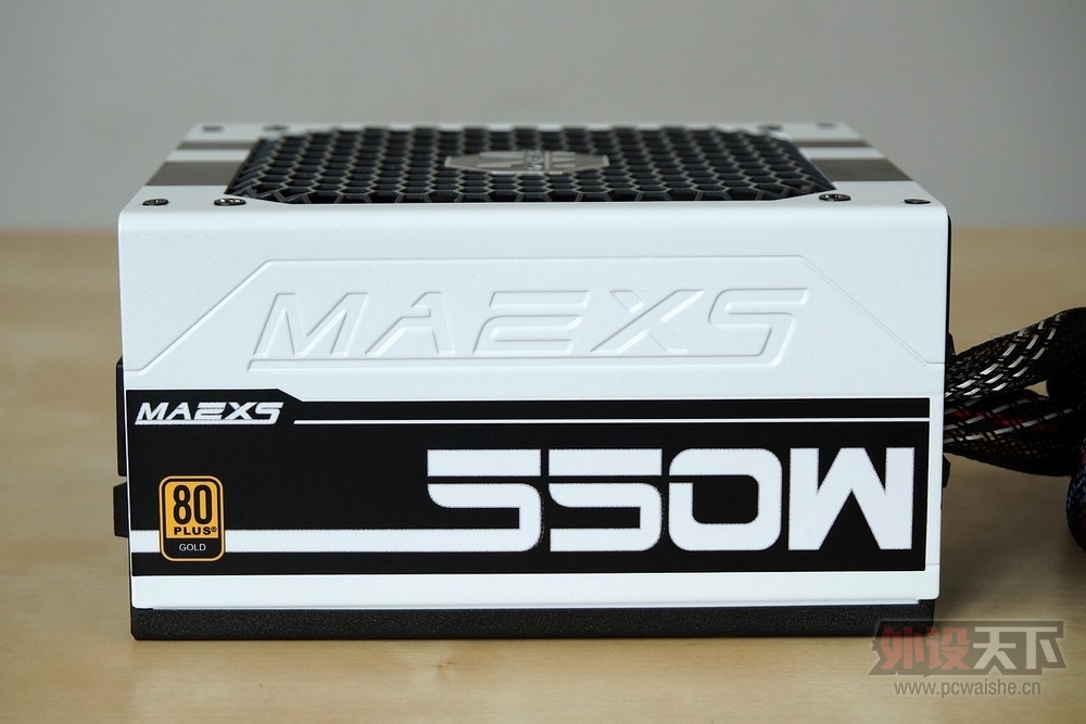 ���˹550W����ģ���Դ ����ͼ�͡��������