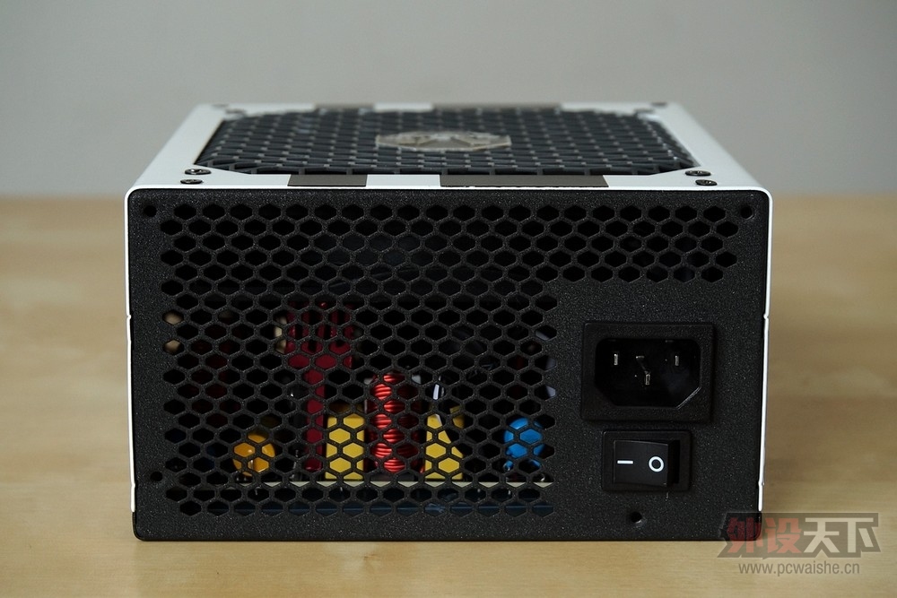 ���˹550W����ģ���Դ ����ͼ�͡��������